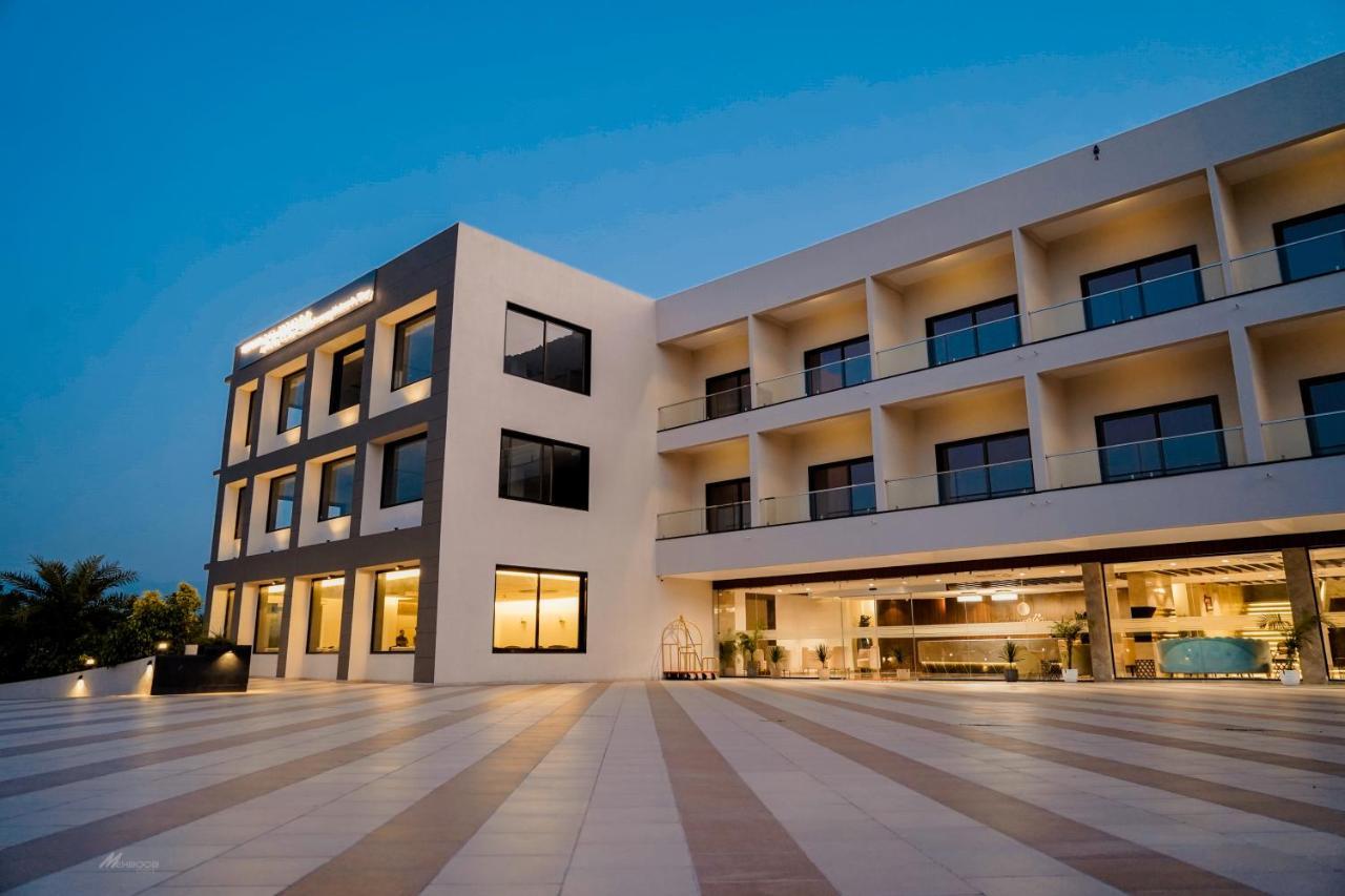 Pride Resort & Convention Center Ranakpur Near Ranakpur Dam Sādri Dış mekan fotoğraf