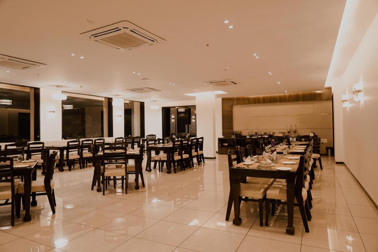 Pride Resort & Convention Center Ranakpur Near Ranakpur Dam Sādri Dış mekan fotoğraf